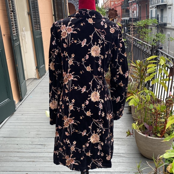Black velvet Johnny Was coat - Picture 2 of 9
